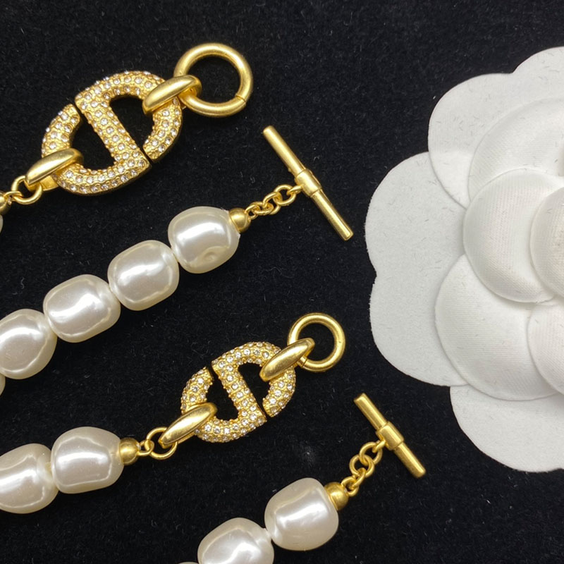 Dior 30 Montaigne Bracelet Metal/ White Resin Pearls And White Crystals Gold